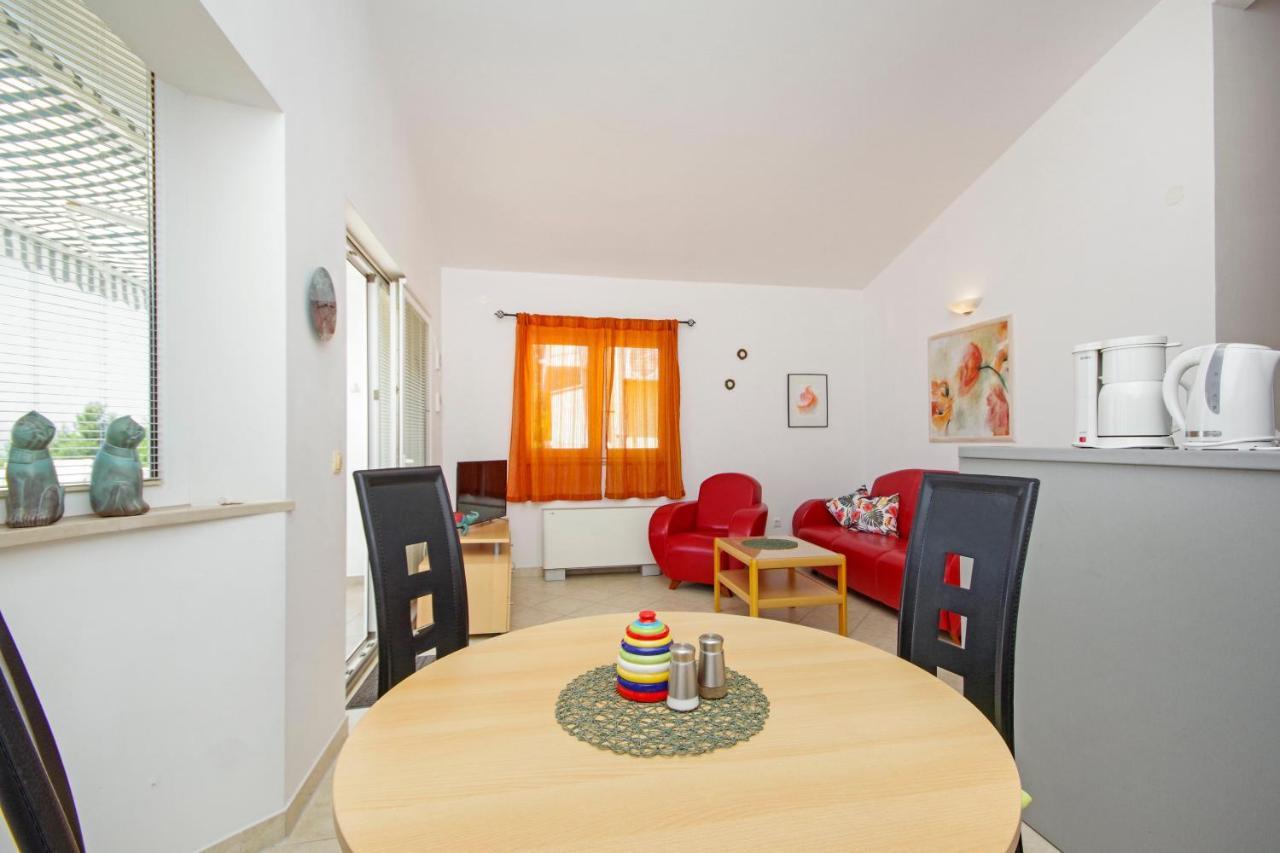 Matanovi Dvori Md Apartments Макарська Екстер'єр фото