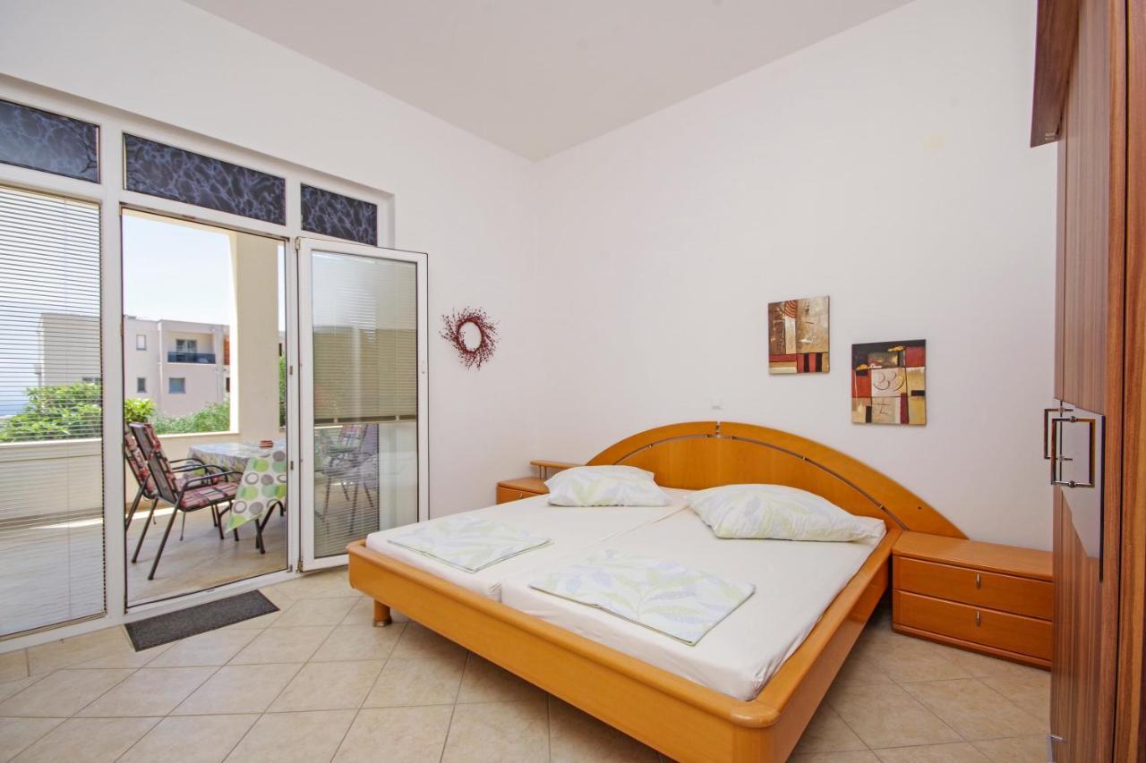 Matanovi Dvori Md Apartments Макарська Екстер'єр фото