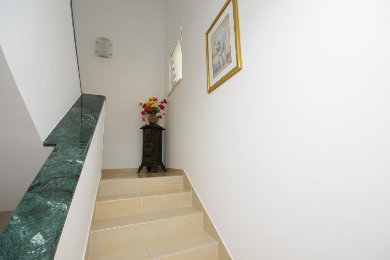 Matanovi Dvori Md Apartments Макарська Екстер'єр фото